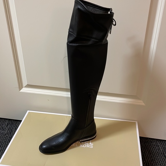 NIB $250 MICHAEL KORS Jamie Black Stretch Over-The-Knee Boot - Picture 2 of 7